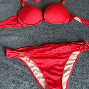 VICTORIA’ S SECRET THE HOTTIE HALTER, CHEEKY 2 PIECE SWIMWEAR, 36C/ L